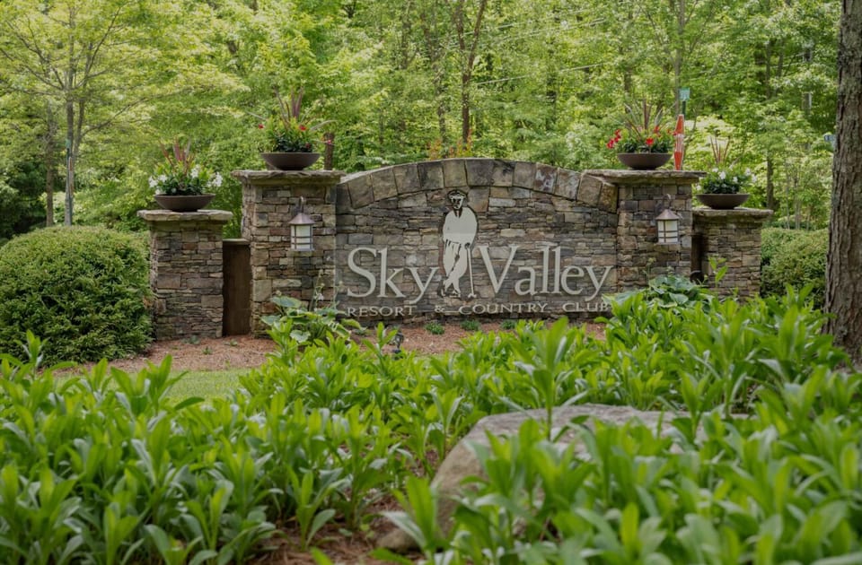 Sky Valley, at an elevation of 3800 feet, is the perfect mountain escape!