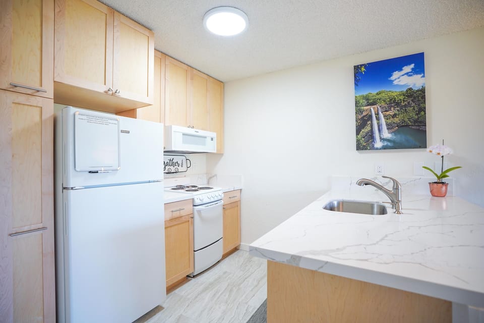Full Kitchen