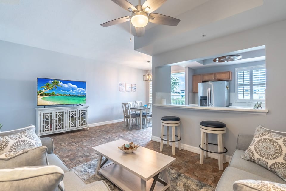 Recently Updated 3 Bedroom Townhome in Little Harbor Resort!