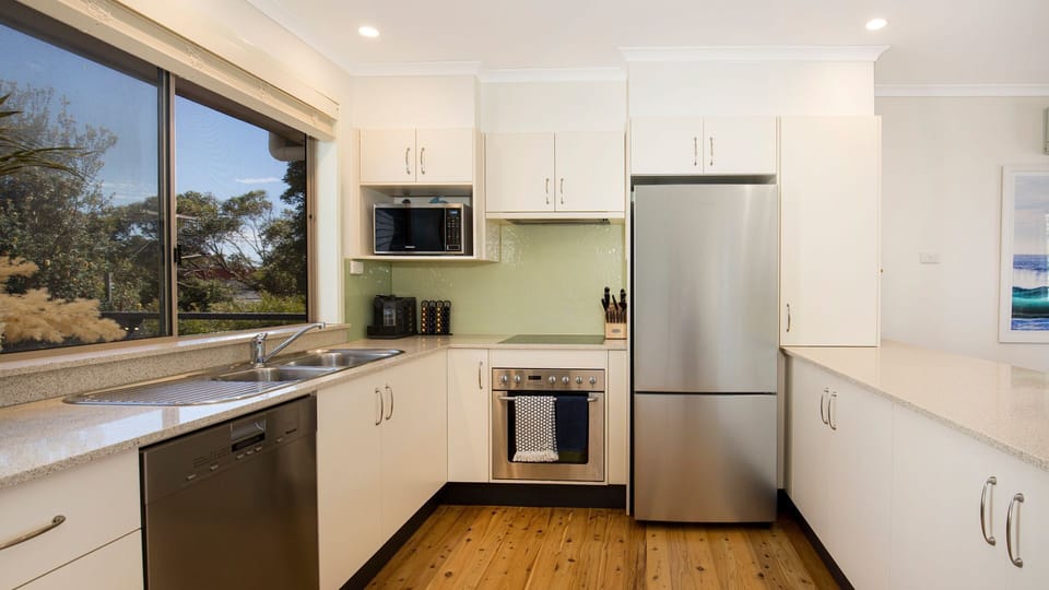 Fantastic chef's kitchen for preparing gourmet meals