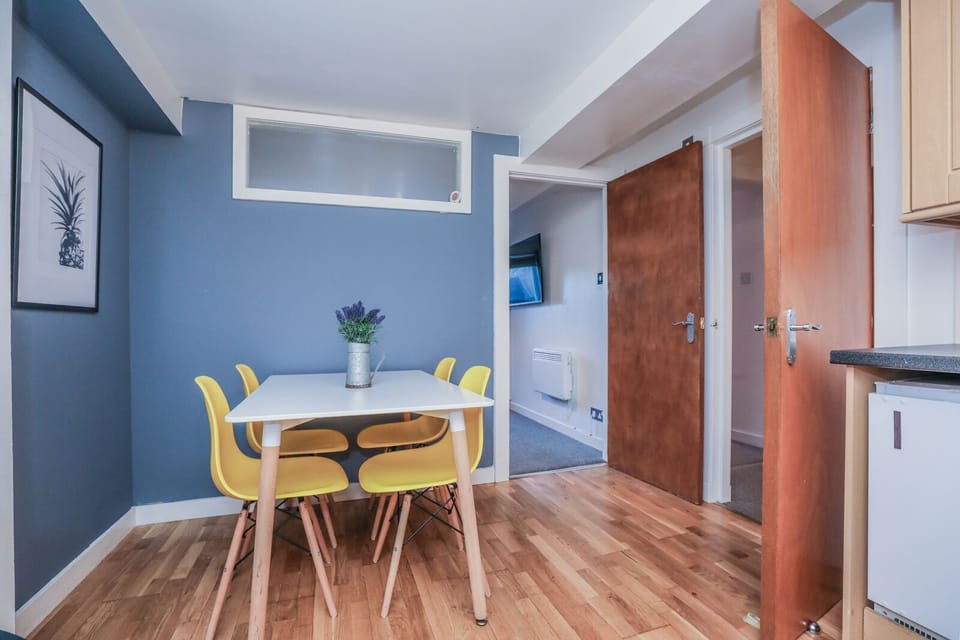 Apartment | Private kitchen | Fridge, microwave, oven, stovetop