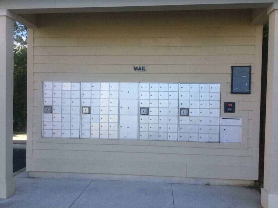 Receive Mall