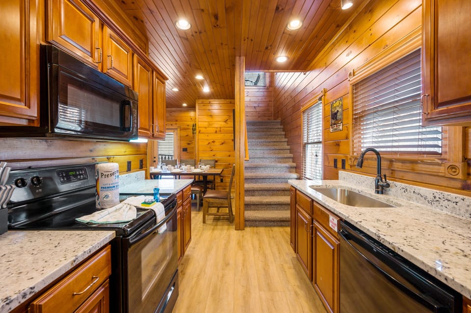 Full size gourmet kitchen with all tools needed to make a wonderful meal!