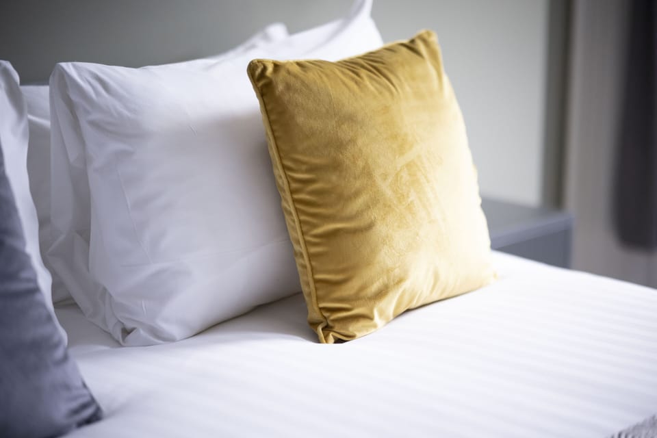 In-room safe, desk, iron/ironing board, free WiFi