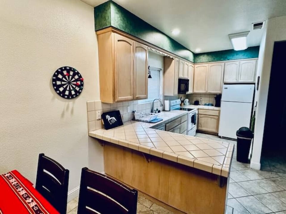 Open kitchen