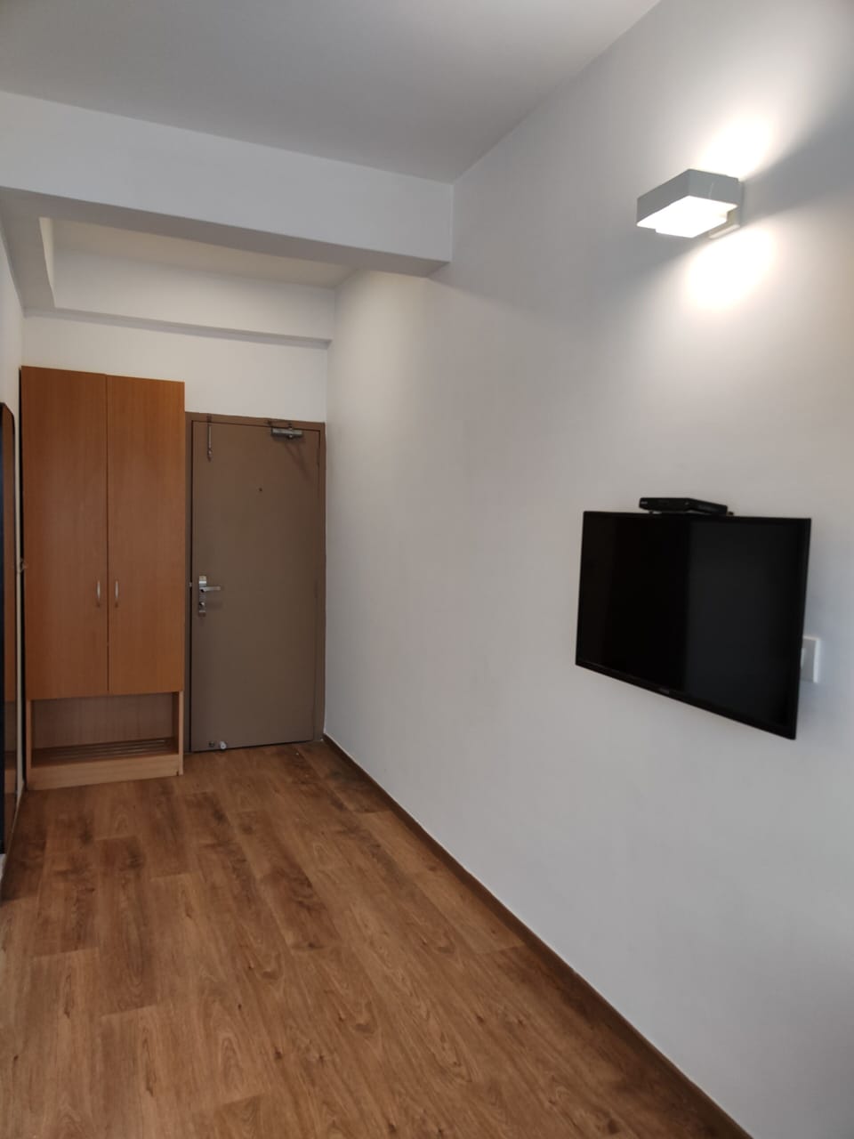 Deluxe Room | In-room safe, desk, iron/ironing board, free WiFi