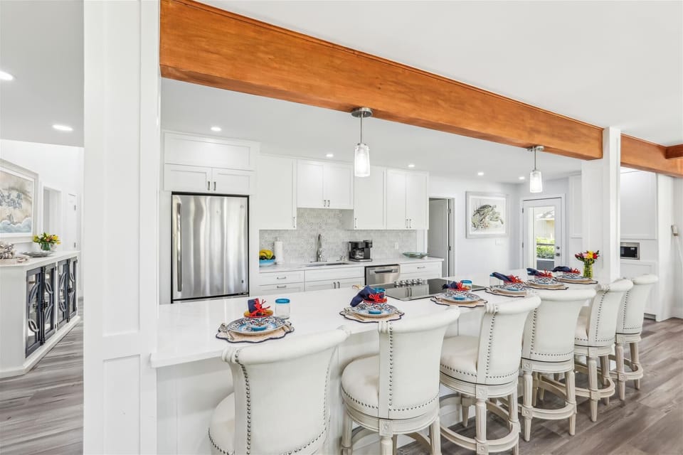 Beautiful Kitchen with Seating for Six at Breakfast Counter at 184 Mooring Buoy