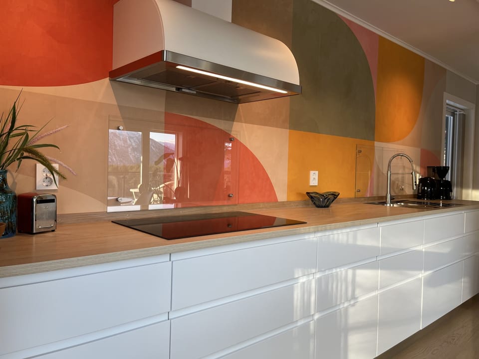 Bosdalhuset | Private kitchen | Full-size fridge, oven, stovetop, coffee/tea maker