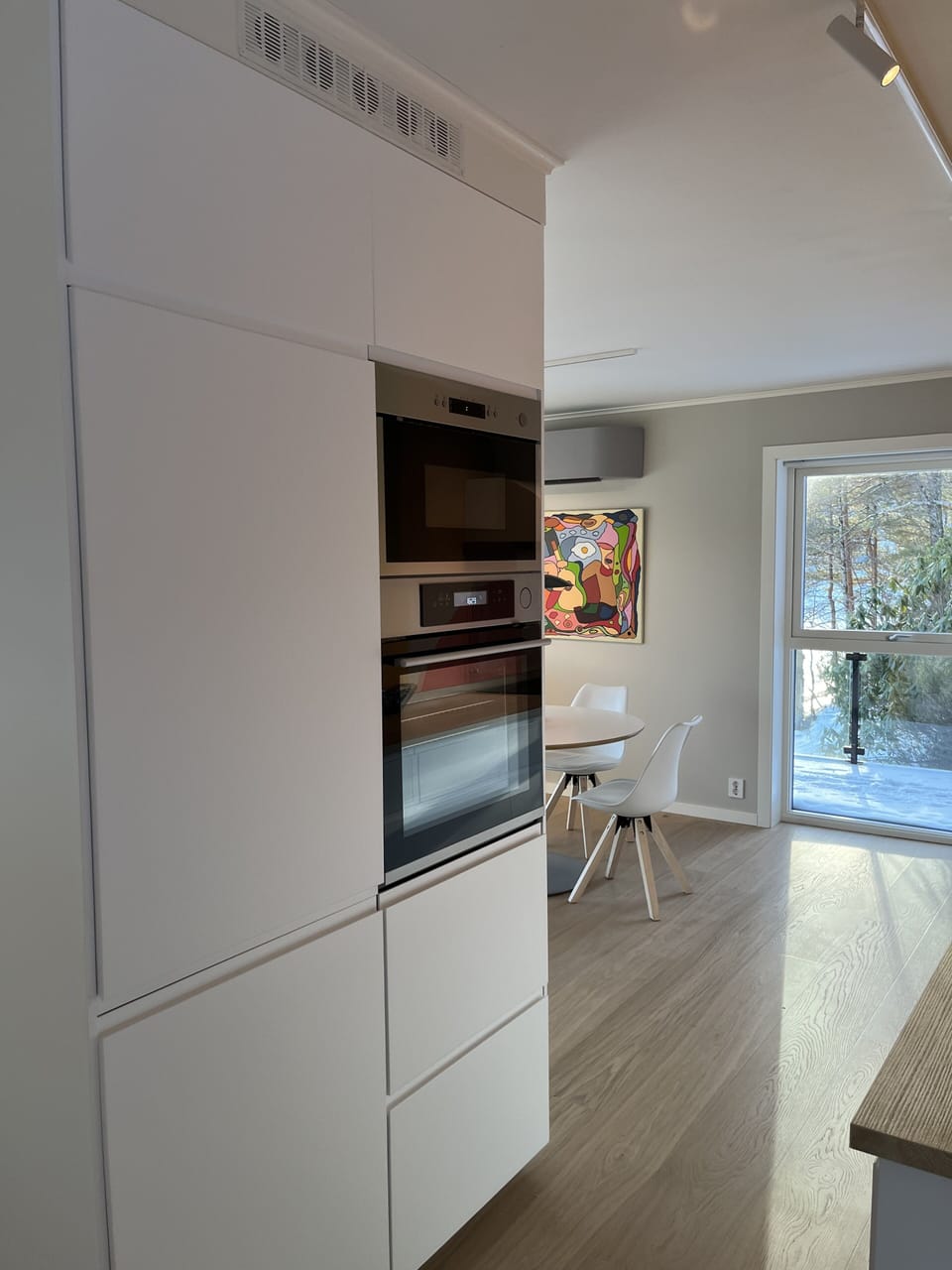 Bosdalhuset | Private kitchen | Full-size fridge, oven, stovetop, coffee/tea maker