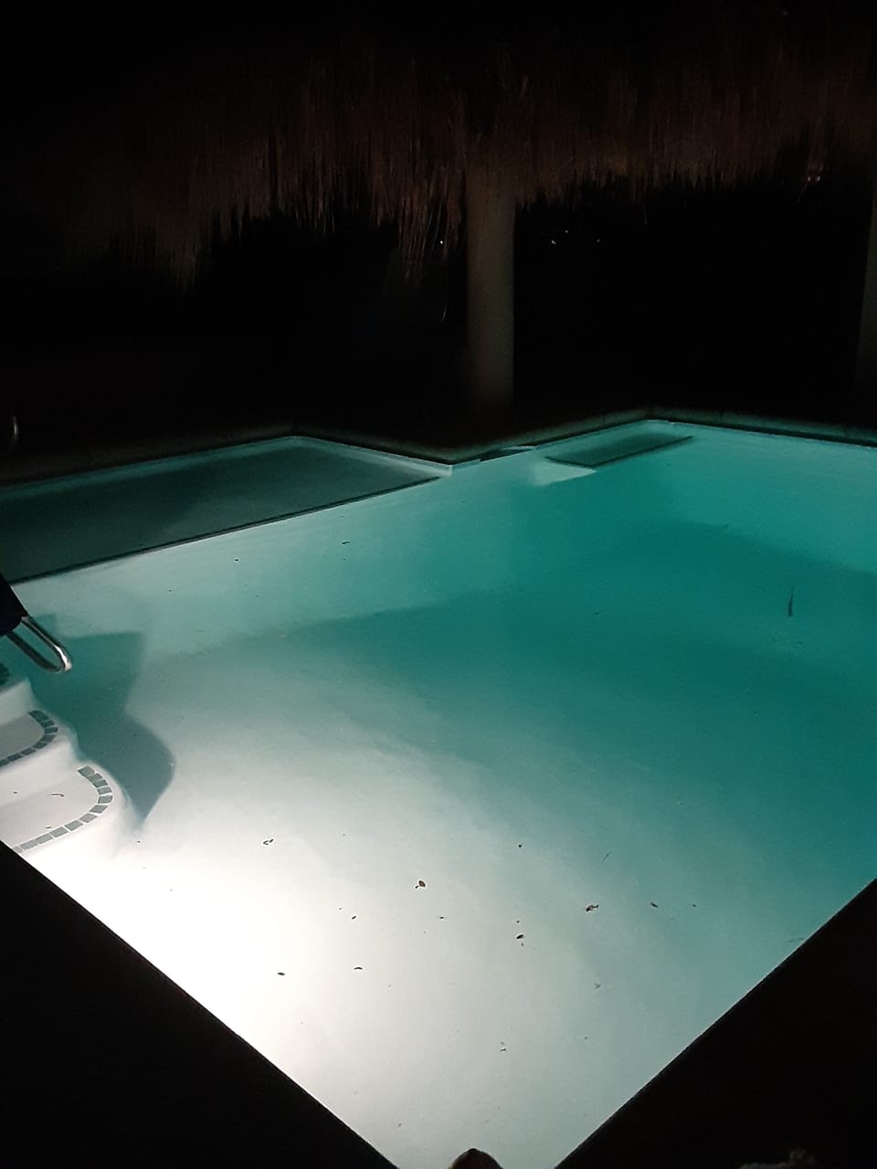 nighttime swim??? its heated to 78' Ahhhh.☺😘