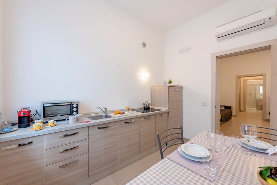 Kitchen and dining area