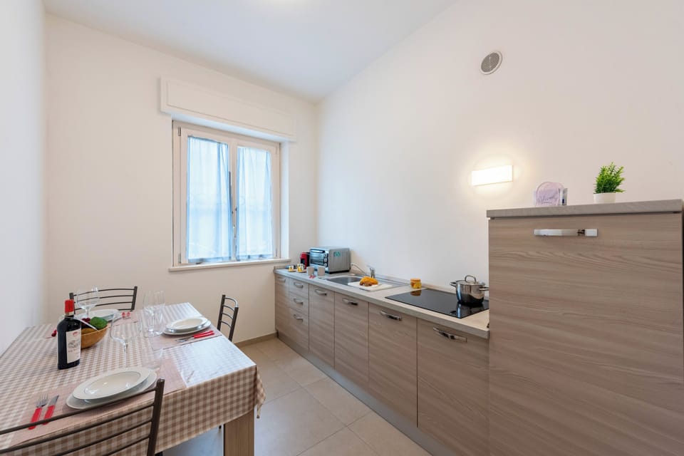 Kitchen and dining area