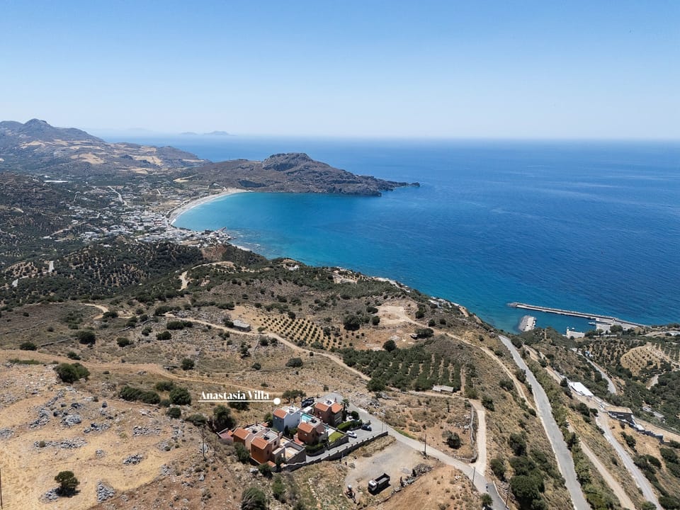 The prime location of Anastasia Villa.