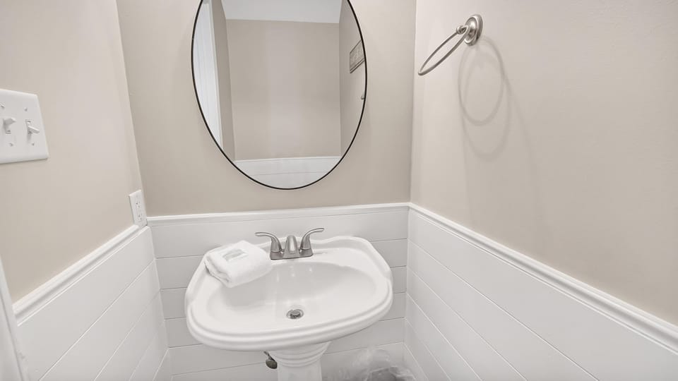 Another view of the half bath on the 1st floor