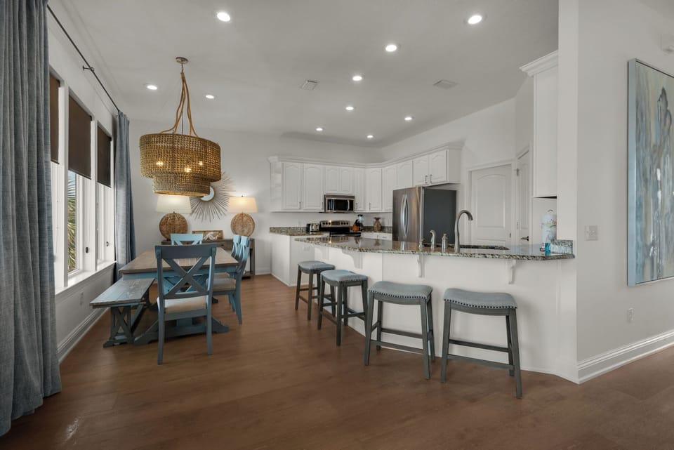 Large open concept Kitchen
