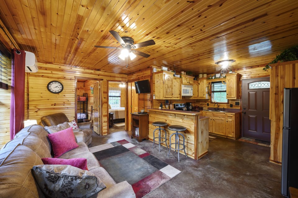 Livingroom/ Kitchen