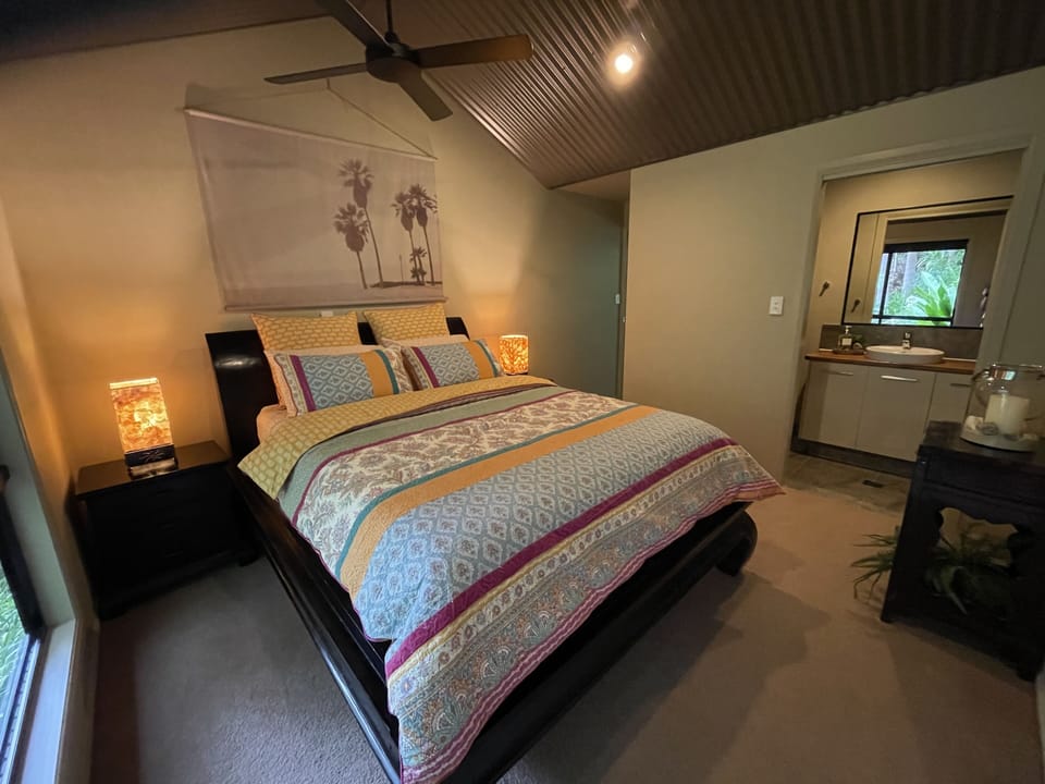 Jengam Bedroom