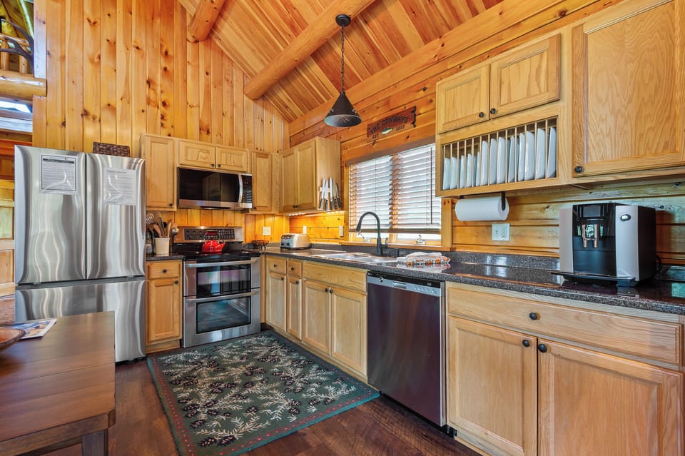 Fully equipped kitchen