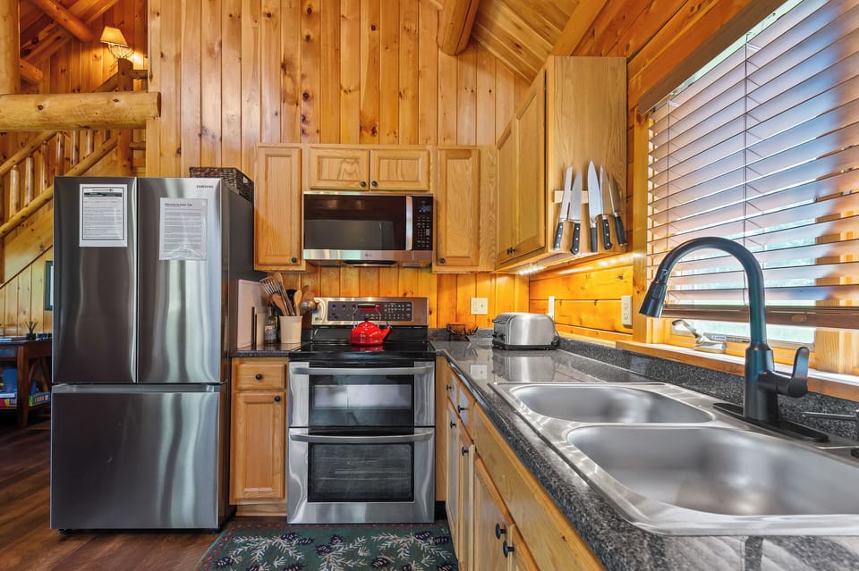 Fully equipped kitchen