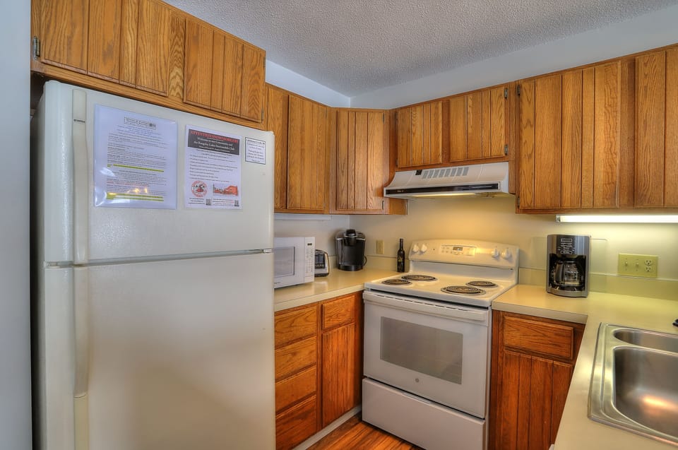 Fully equipped kitchen
