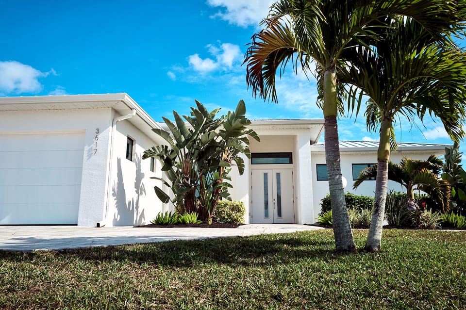VILLA SUNNY PLACE - ENTRANCE