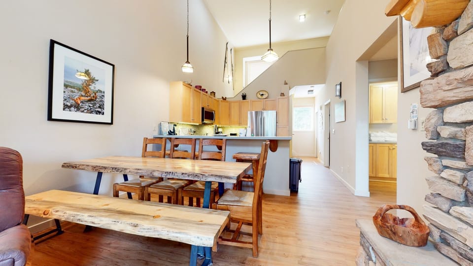 Hardwood, Flooring, Floor, Chair, Furniture