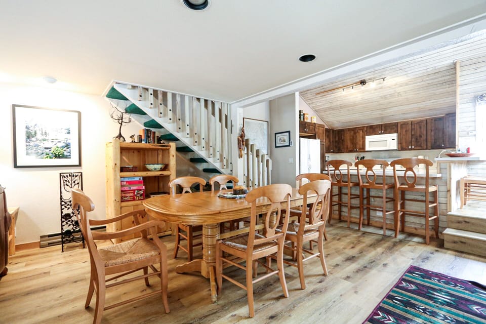 Furniture, Chair, Hardwood, Flooring, Indoors