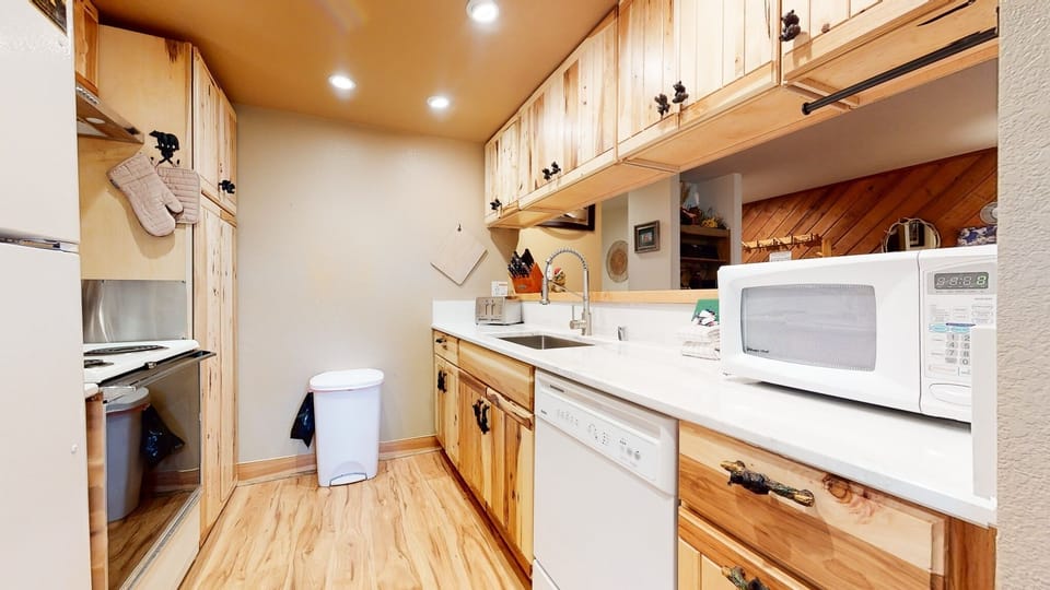 Room, Indoors, Flooring, Hardwood, Kitchen
