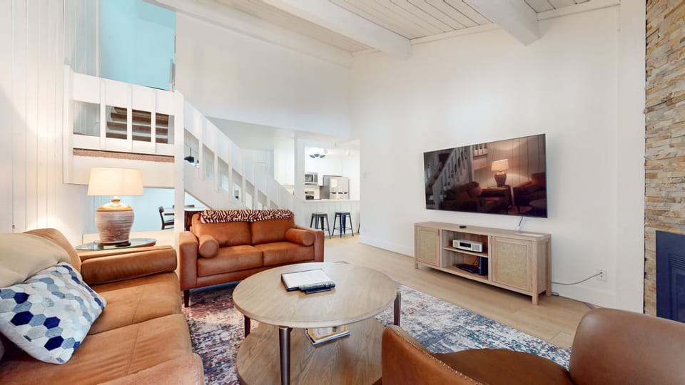 Furniture, Indoors, Living Room, Home Decor, Table