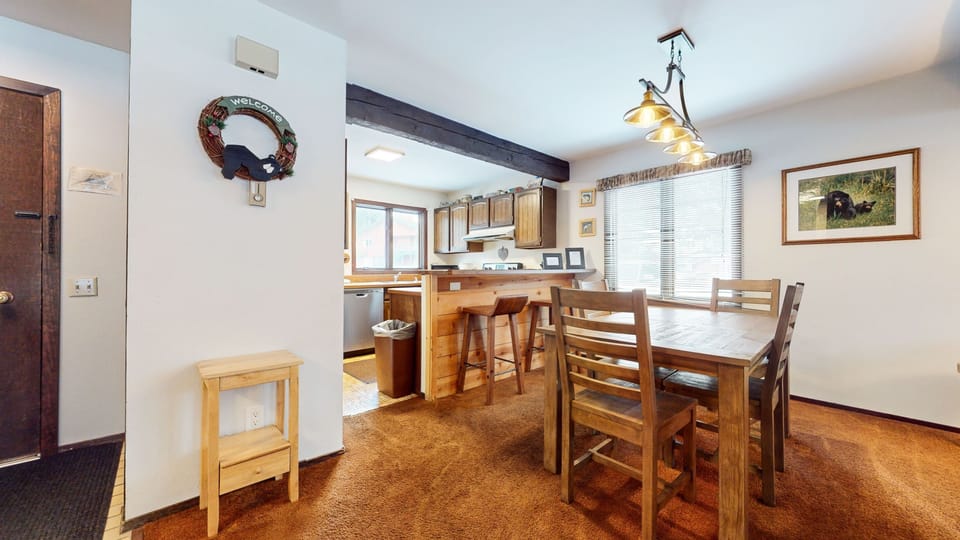 Dining Room, Dining Table, Furniture, Indoors, Table