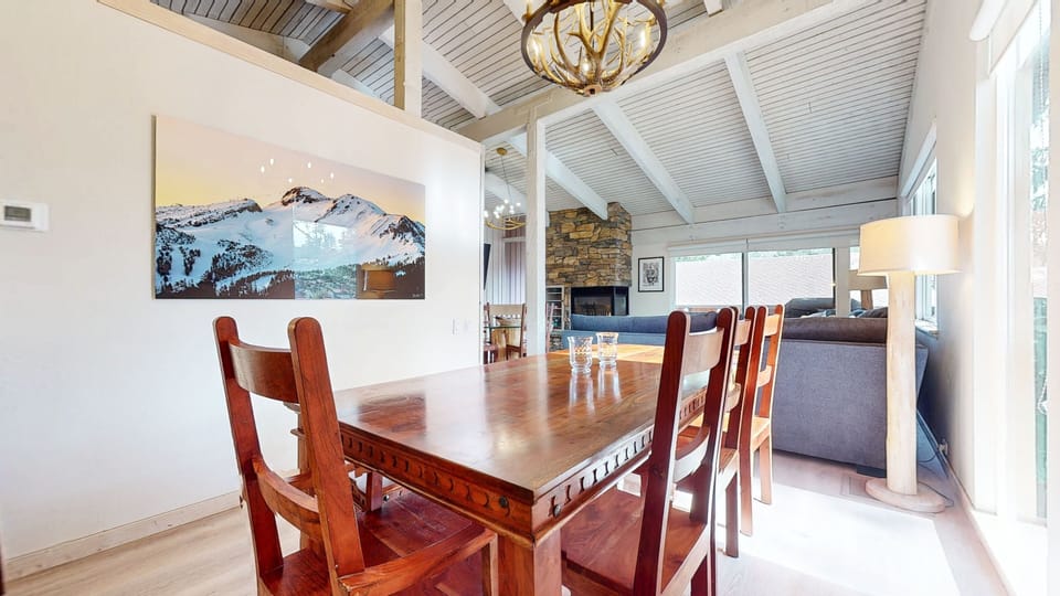 Dining Room, Dining Table, Furniture, Indoors, Table