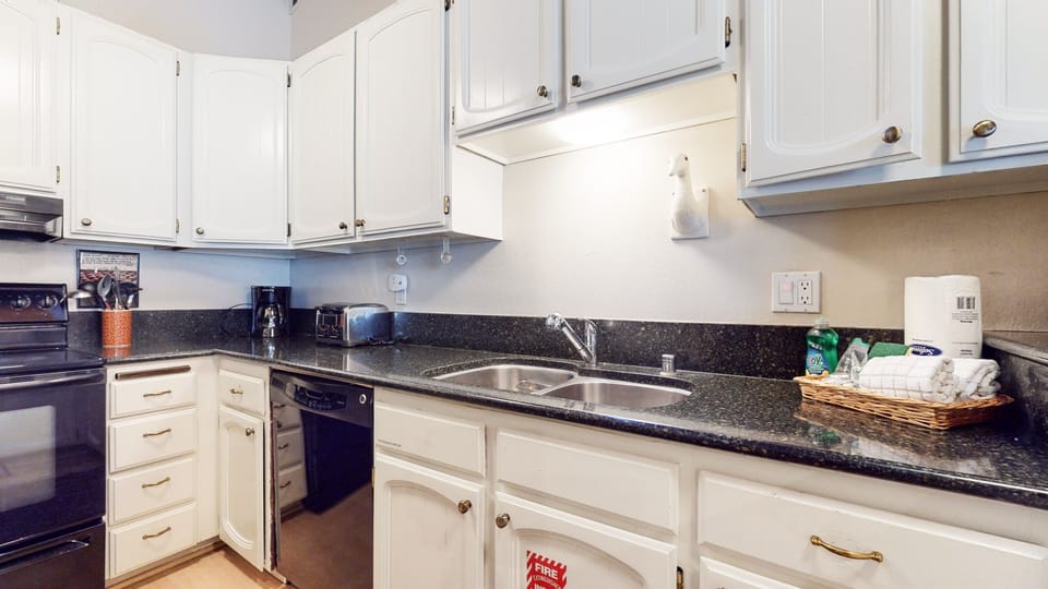 Sink Faucet, Sink, Kitchen, Indoors, Cooktop