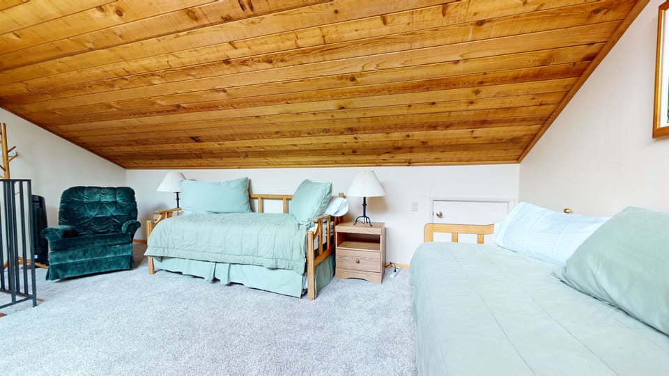 Indoors, Hardwood, Stained Wood, Bed, Furniture