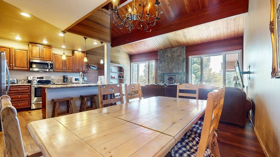 Indoors, Dining Room, Dining Table, Furniture, Table