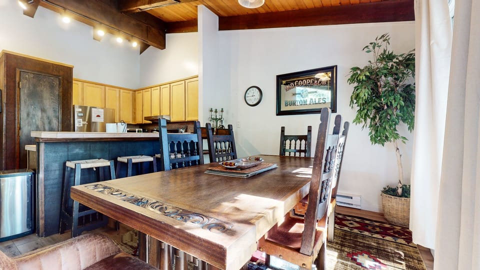 Dining Room, Dining Table, Furniture, Indoors, Table