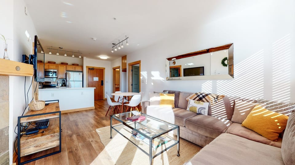 Flooring, Floor, Living Room, Room, Indoors