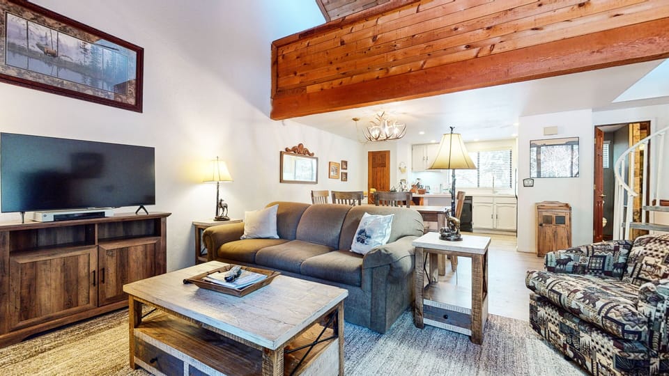 Indoors, Home Decor, Furniture, Living Room, Table