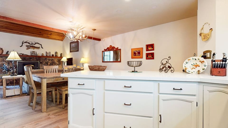 Dining Room, Dining Table, Furniture, Indoors, Table