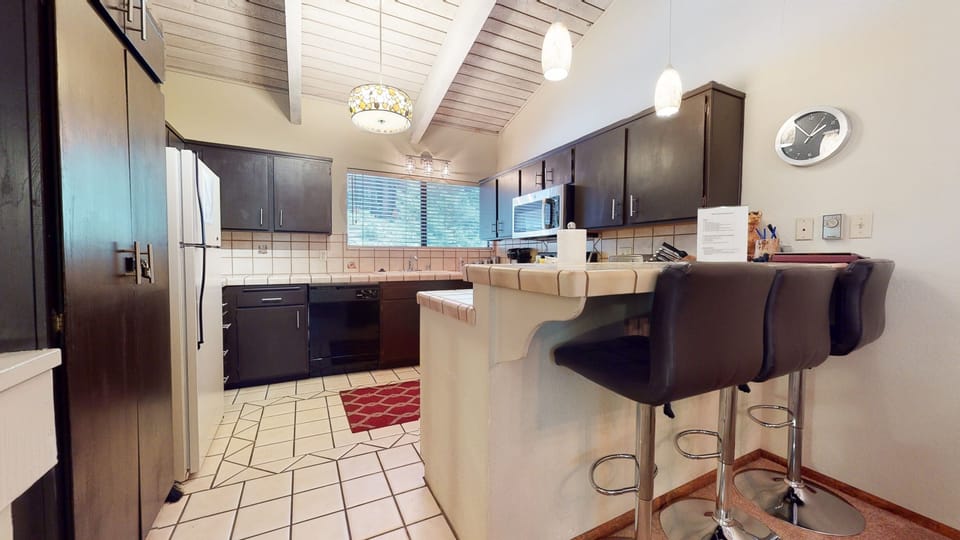 Flooring, Indoors, Floor, Room, Furniture