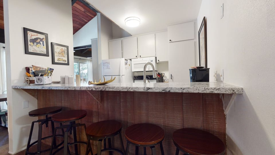 Chair, Furniture, Room, Indoors, Kitchen
