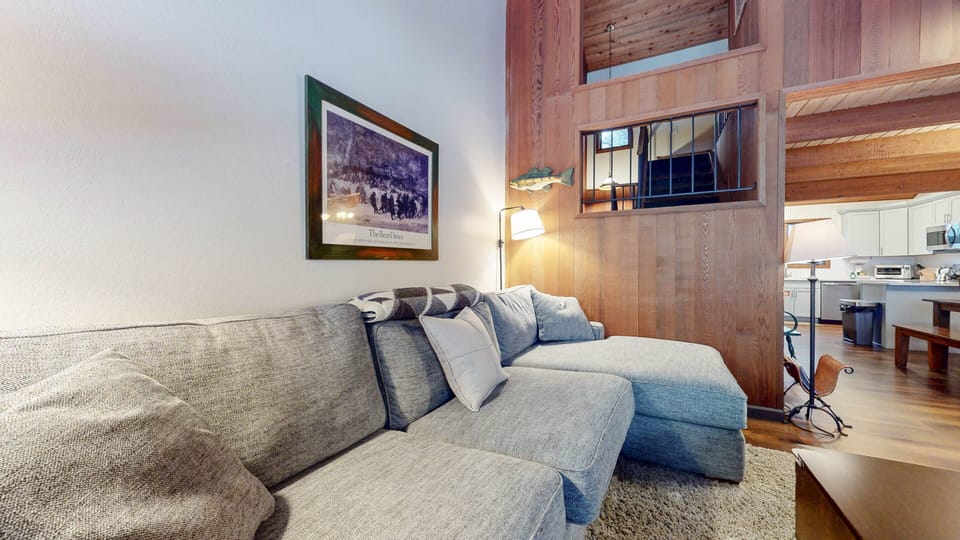Indoors, Furniture, Living Room, Couch, Home Decor