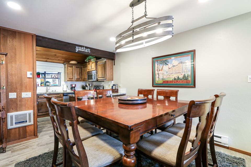 Chair, Furniture, Indoors, Room, Hardwood