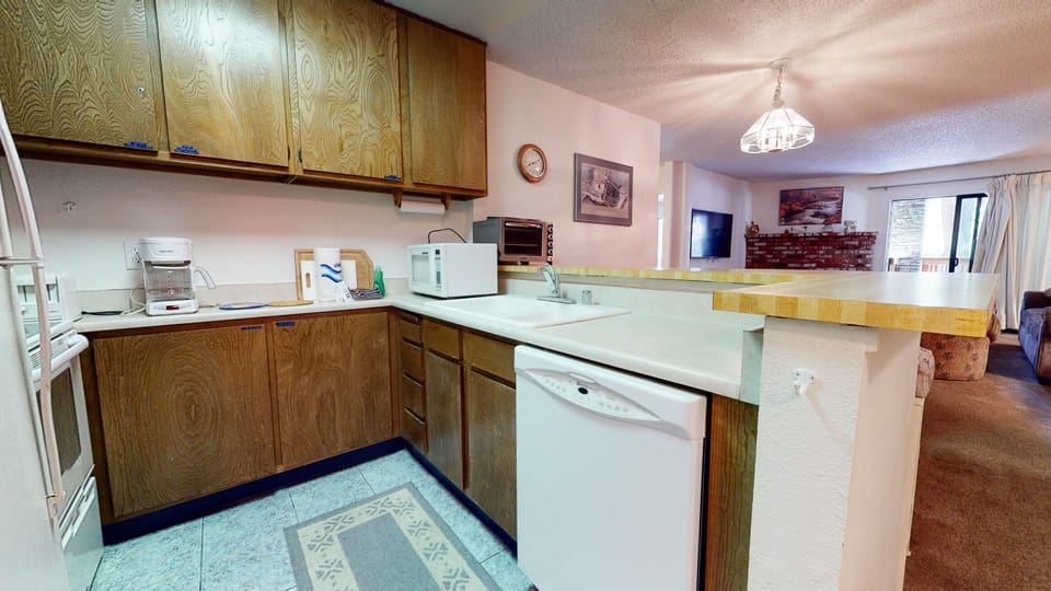 Indoors, Room, Flooring, Furniture, Kitchen