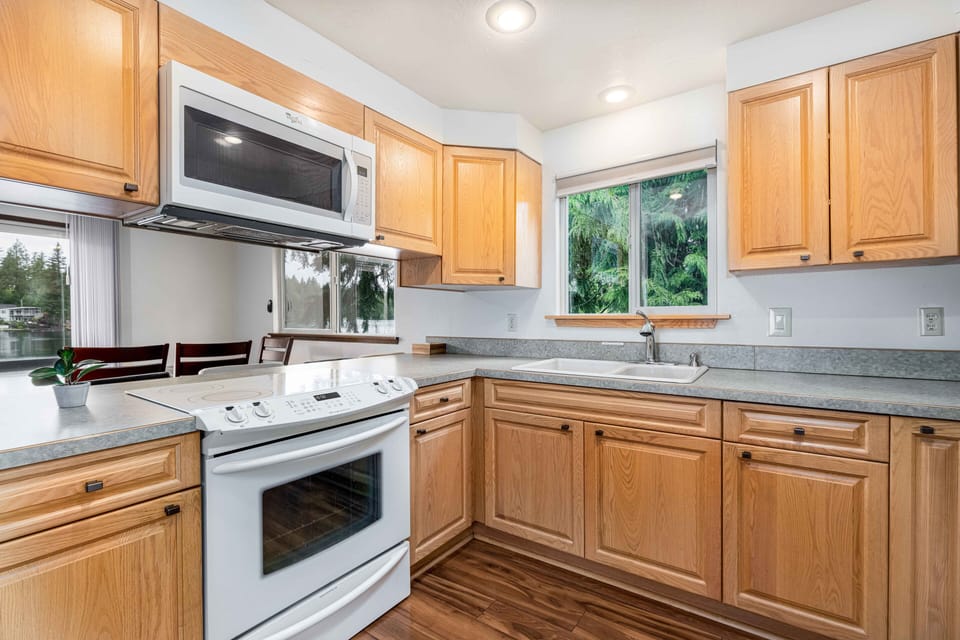 Spacious kitchen.