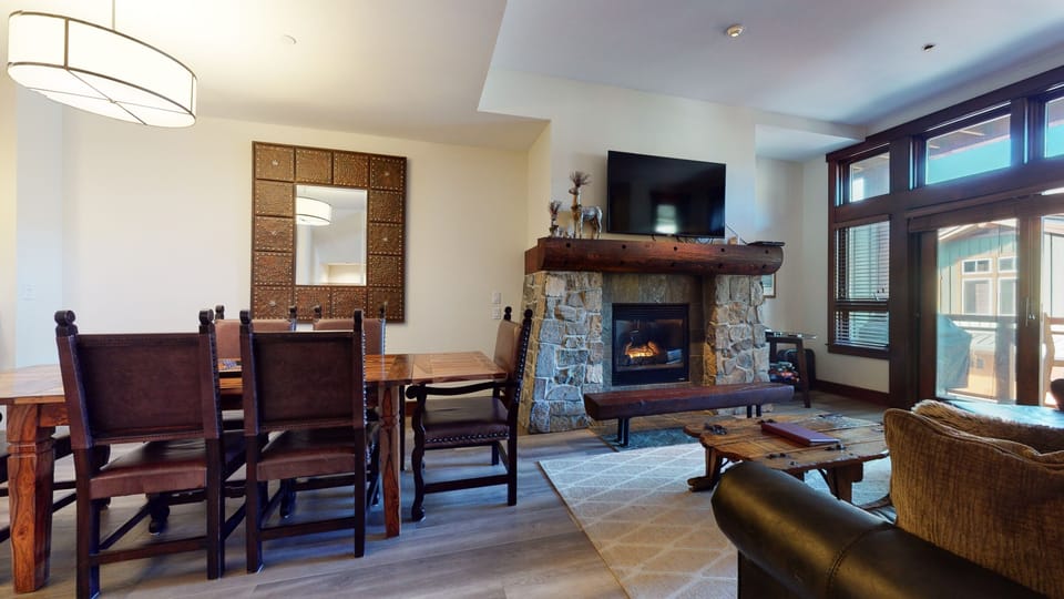 Flooring, Chair, Furniture, Hardwood, Living Room