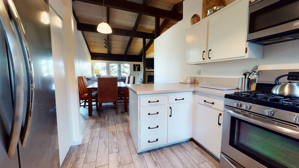 Flooring, Floor, Chair, Furniture, Hardwood