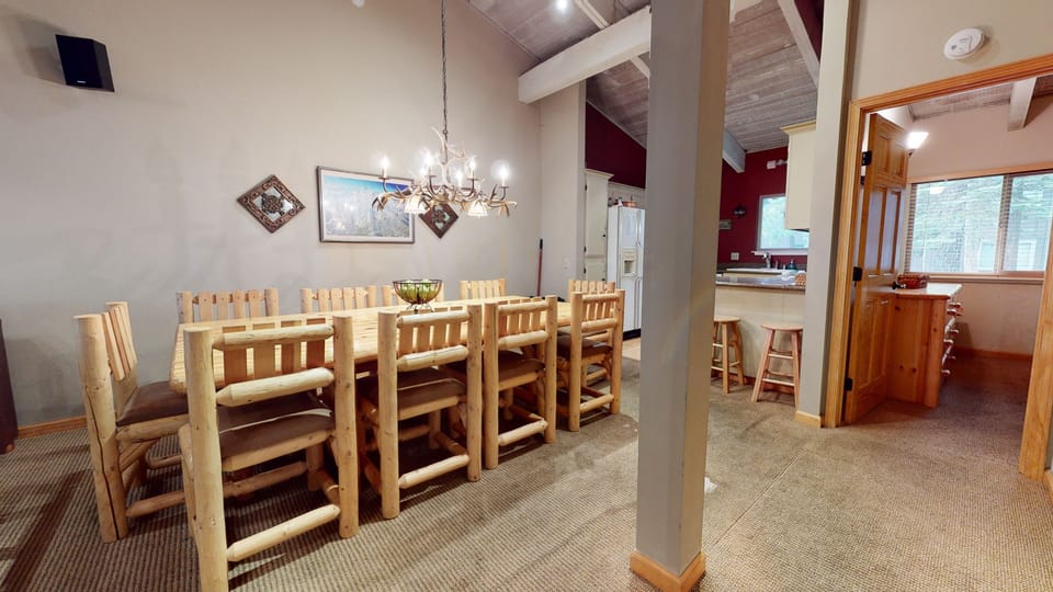 Flooring, Floor, Hardwood, Chair, Furniture
