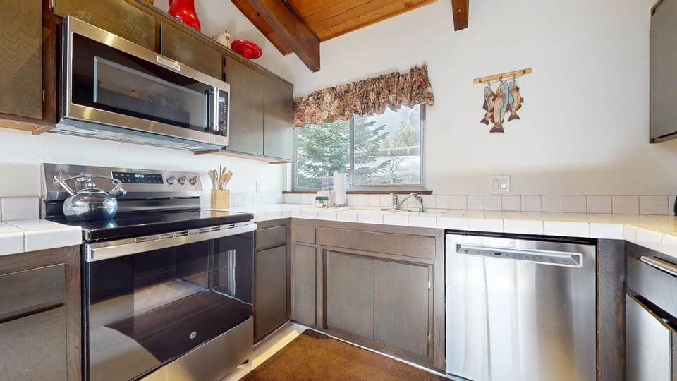 Indoors, Kitchen, Appliance, Microwave, Oven
