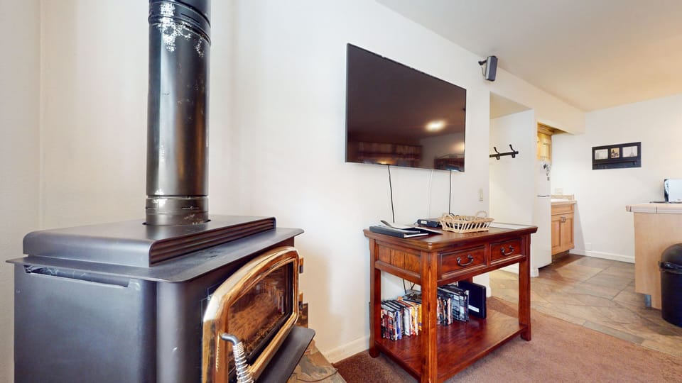 Indoors, Fireplace, Screen, TV, Furniture