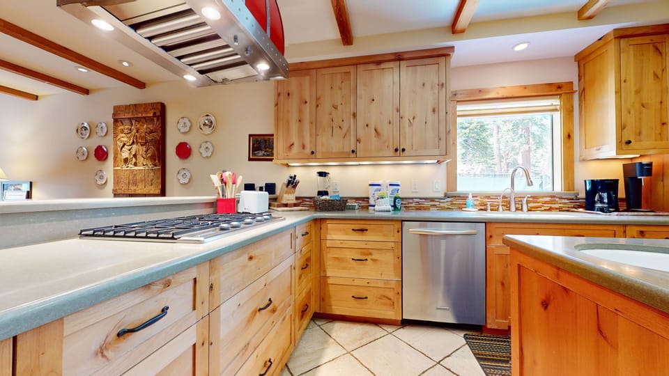 Indoors, Kitchen, Cooktop, Sink, Home Decor